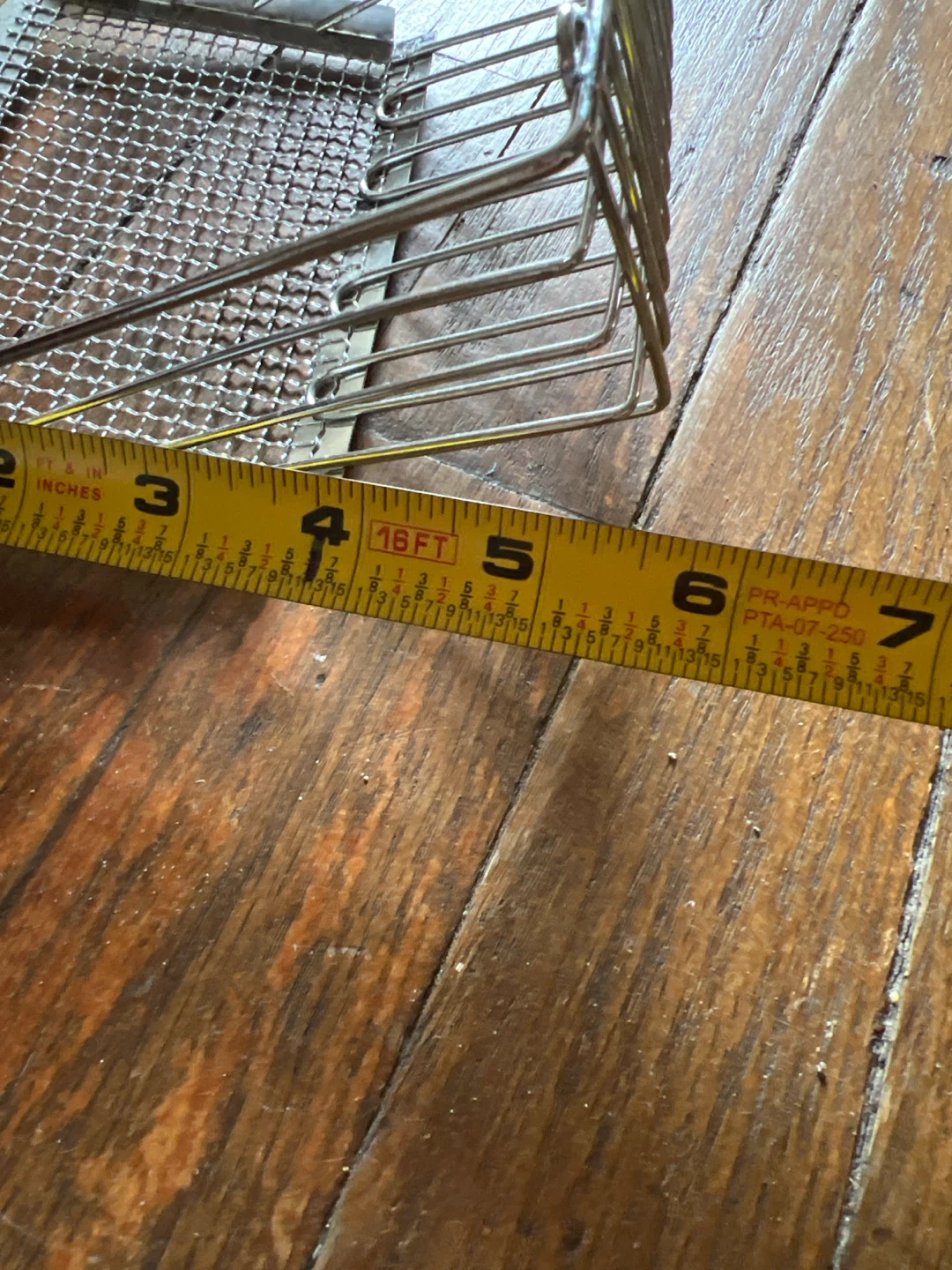 Metal Litter Scoop with Wooden Handle - photo 4