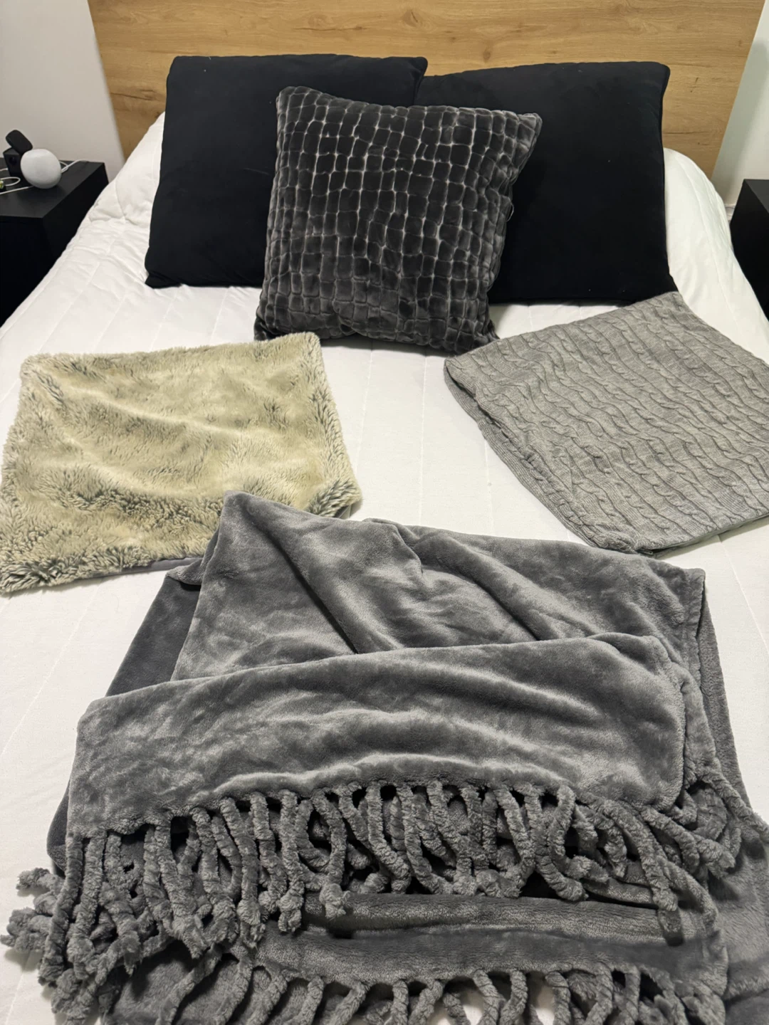 HomeSense & IKEA Decorative Pillow and Throw Set - photo 3