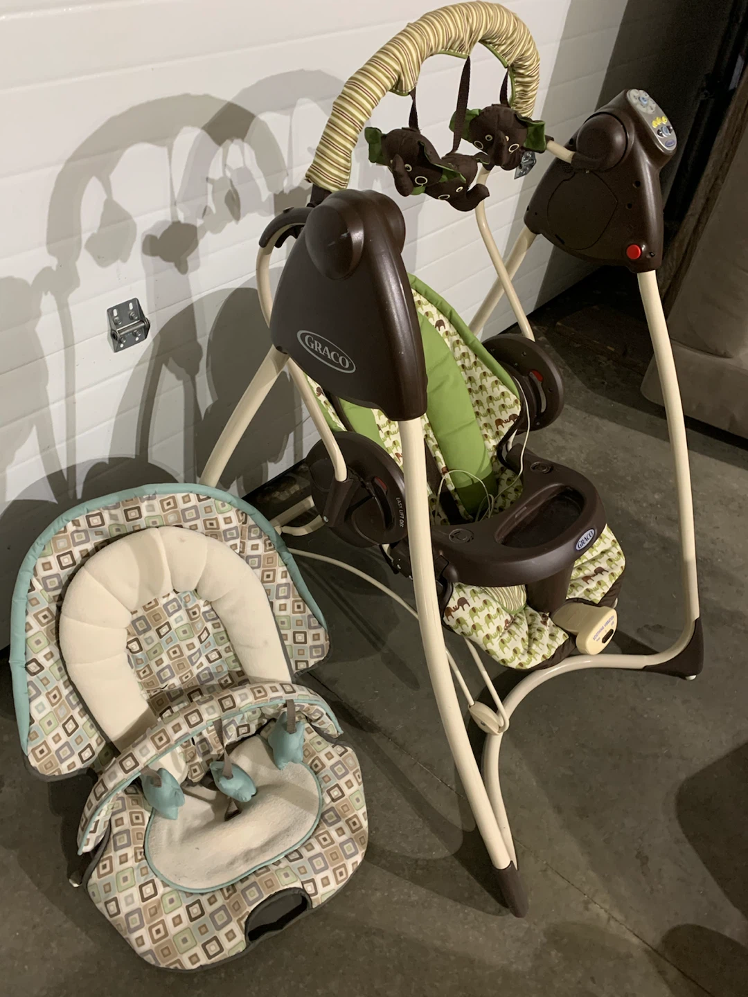 Graco Baby Swing and Bouncer Seat - photo 2