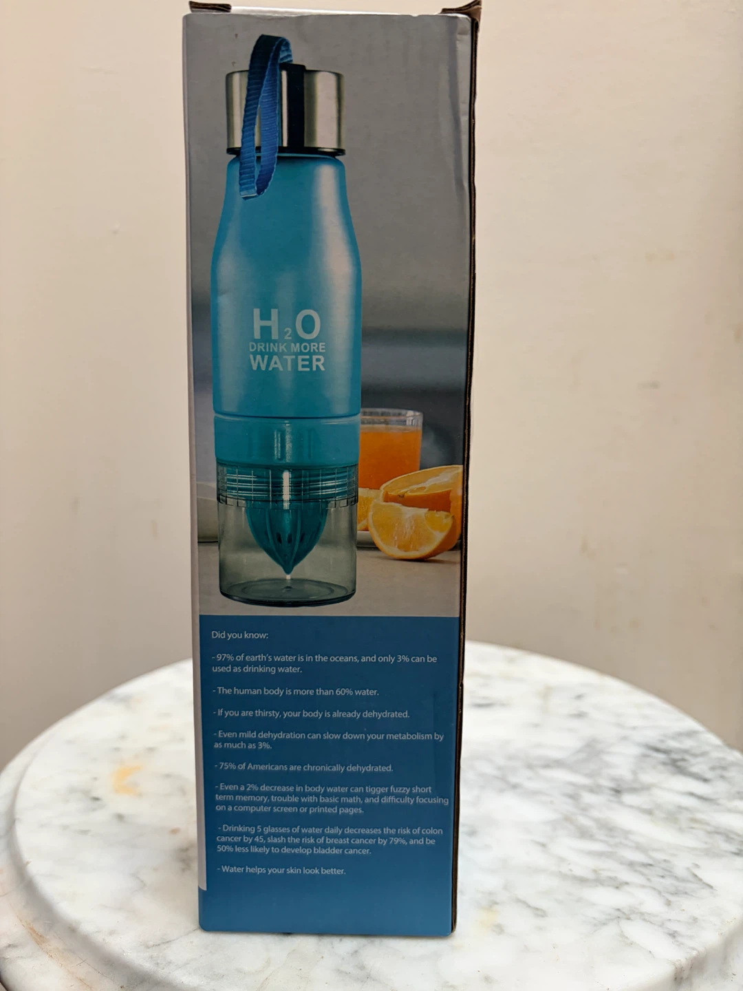 H2O Fruit Infused Water Bottle with Built-in Juicer - photo 3