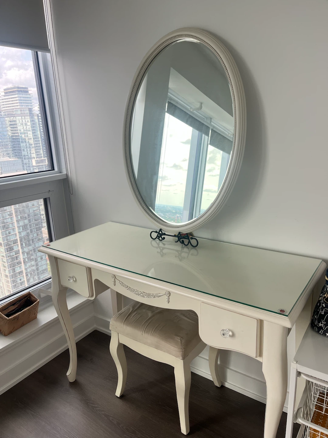 Vanity Desk with Mirror and Stool - photo 2