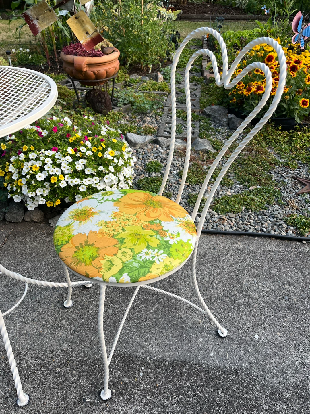 Vintage Heart Shaped Wrought iron twist bistro patio set - photo 5