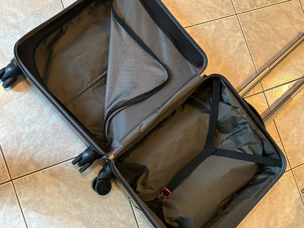 Victorinox Black Hardside Carry-On Luggage - photo 5