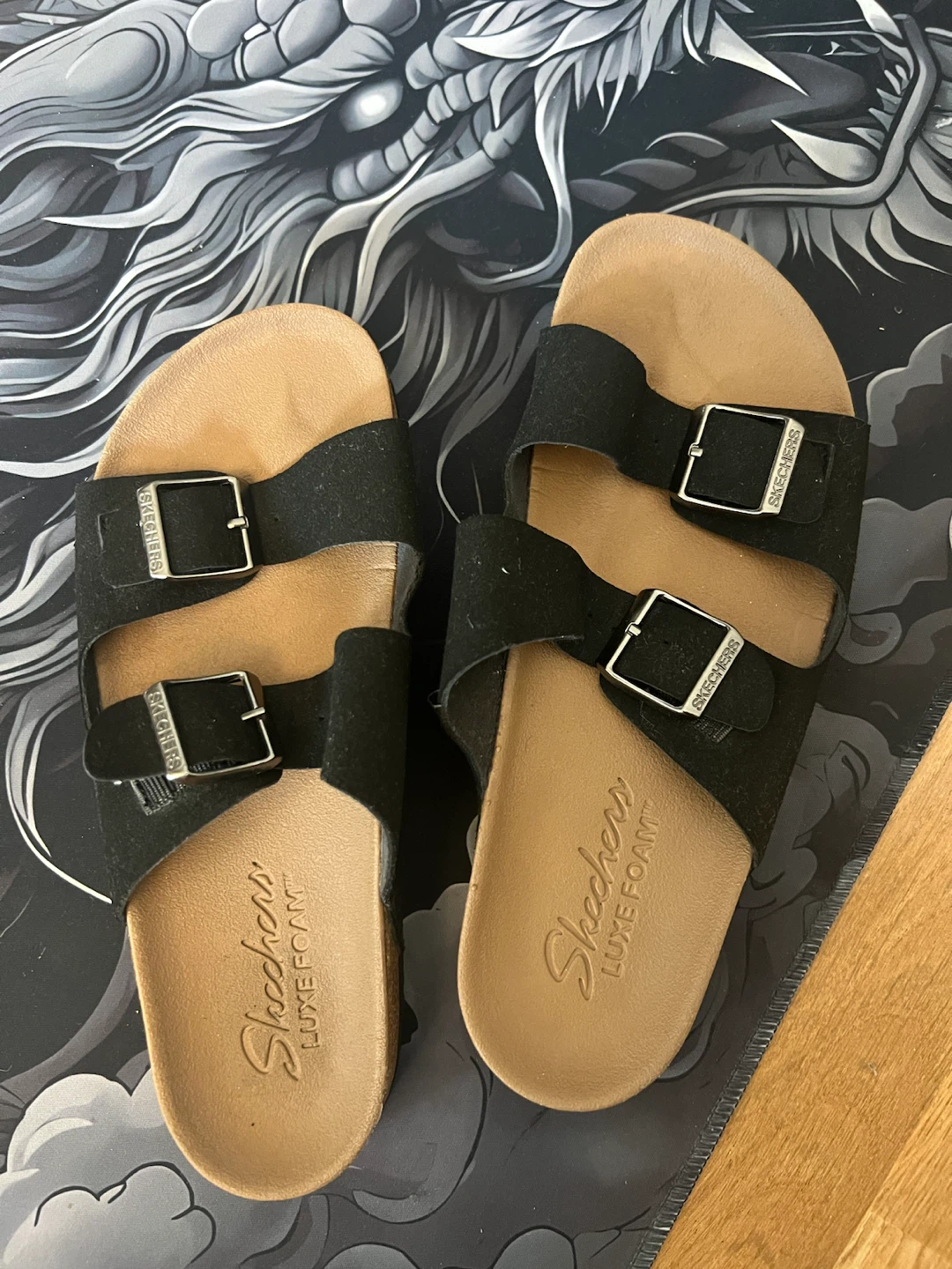 Skechers Luxe Foam Sandals