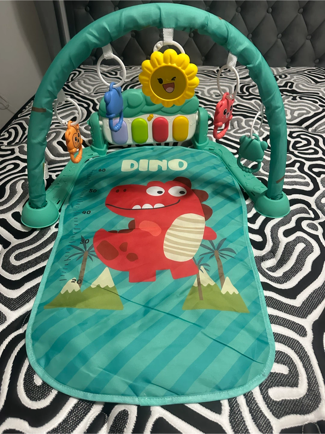 Baby Play Mat with Arch and Piano