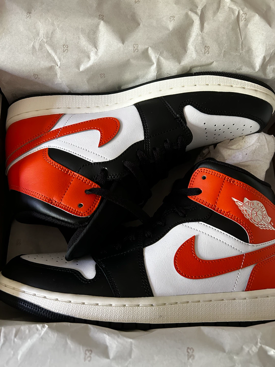 Nike air Jordan 1 mid