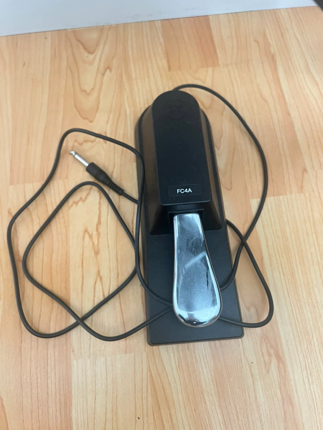 Yamaha FC4A Sustain Pedal
