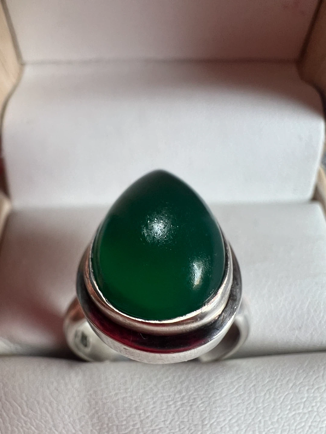 Sterling Silver Ring with Green onyx