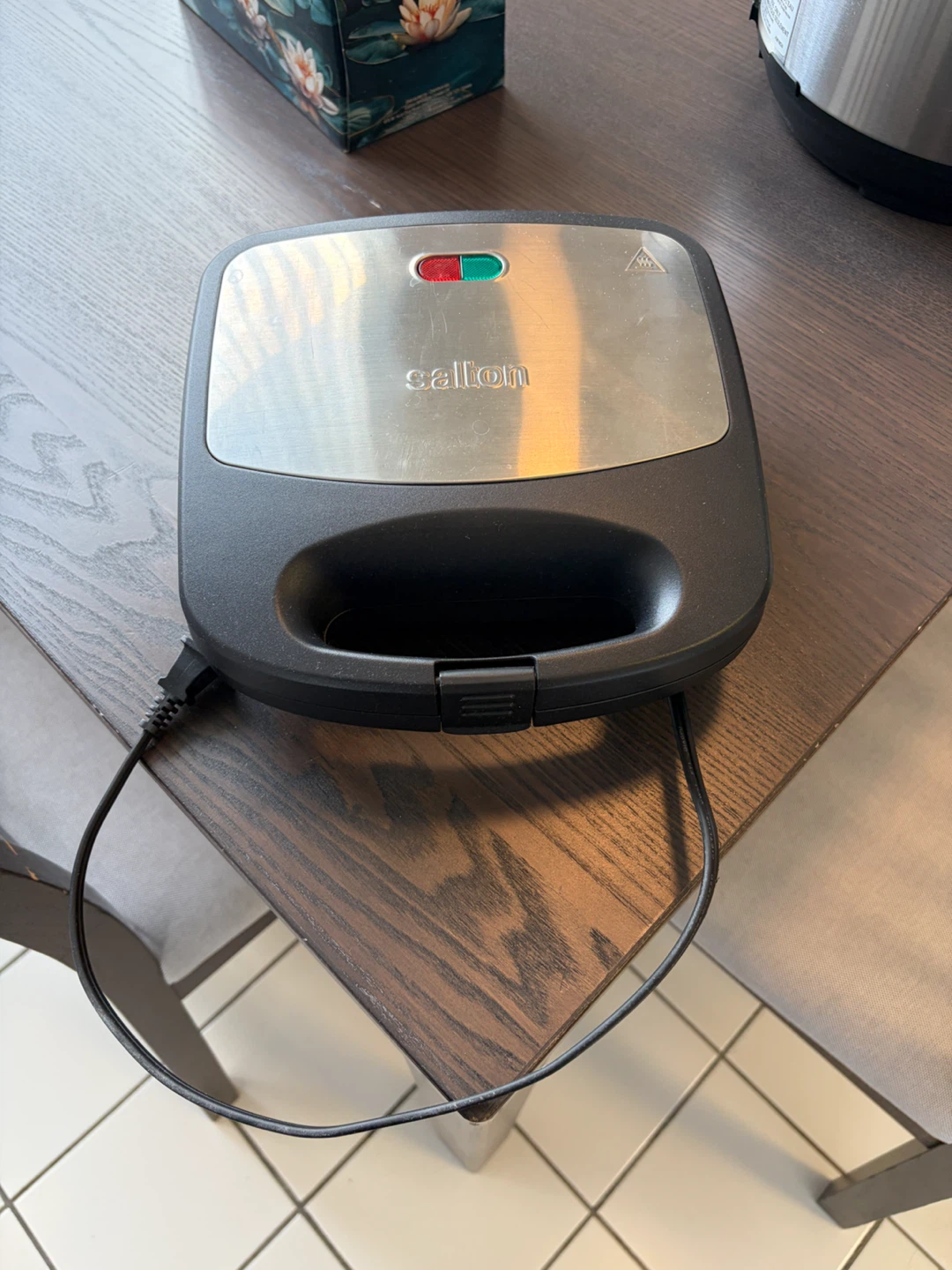 Salton Sandwich Maker