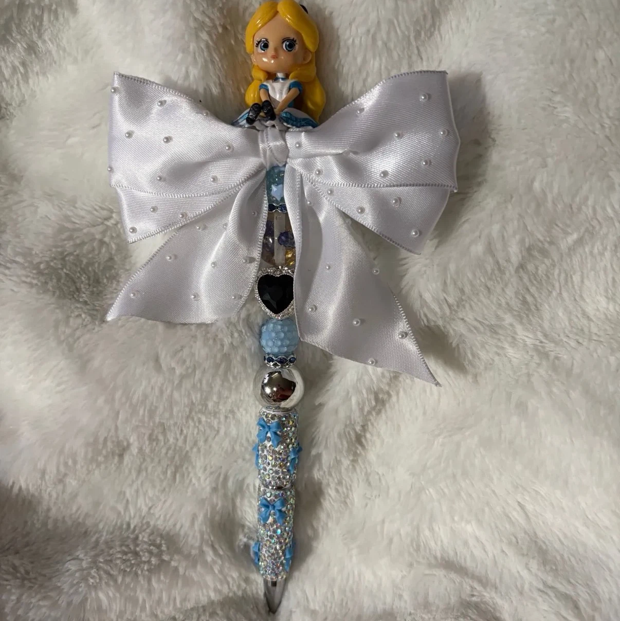 Alice in Wonderland Themed Beaded Pen