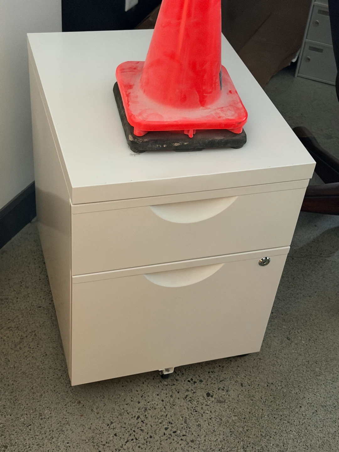 White 2-Drawer Mobile Filing Cabinet