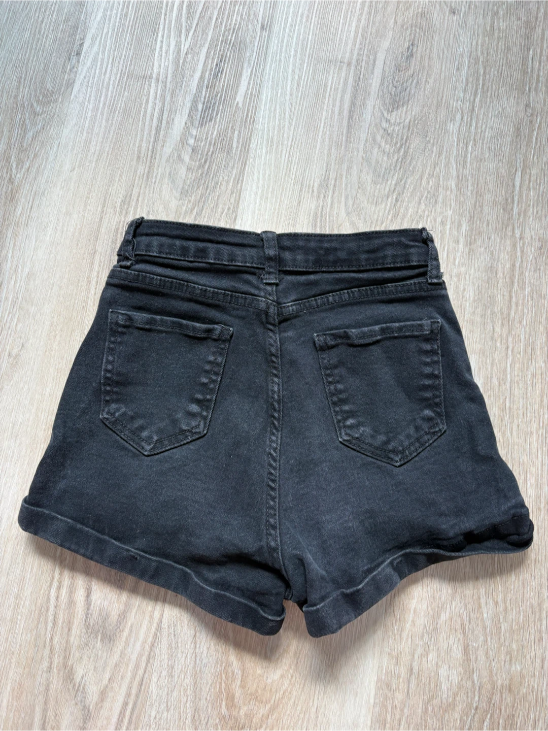 XXS - Black High-Waisted Denim Shorts 🖤 - photo 2