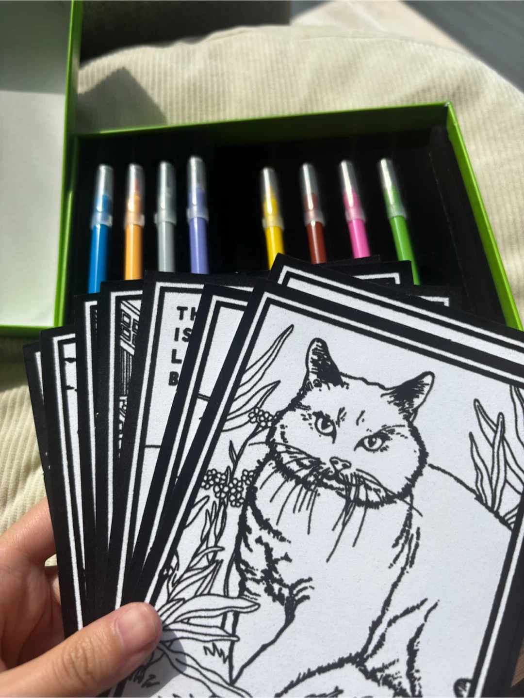 Moody Cats Magic Velvet Coloring Set - photo 2