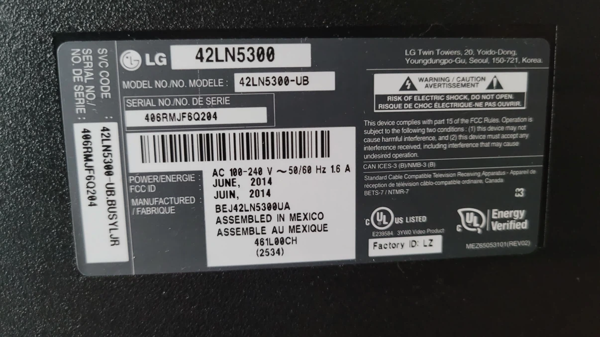 LG tv - photo 3