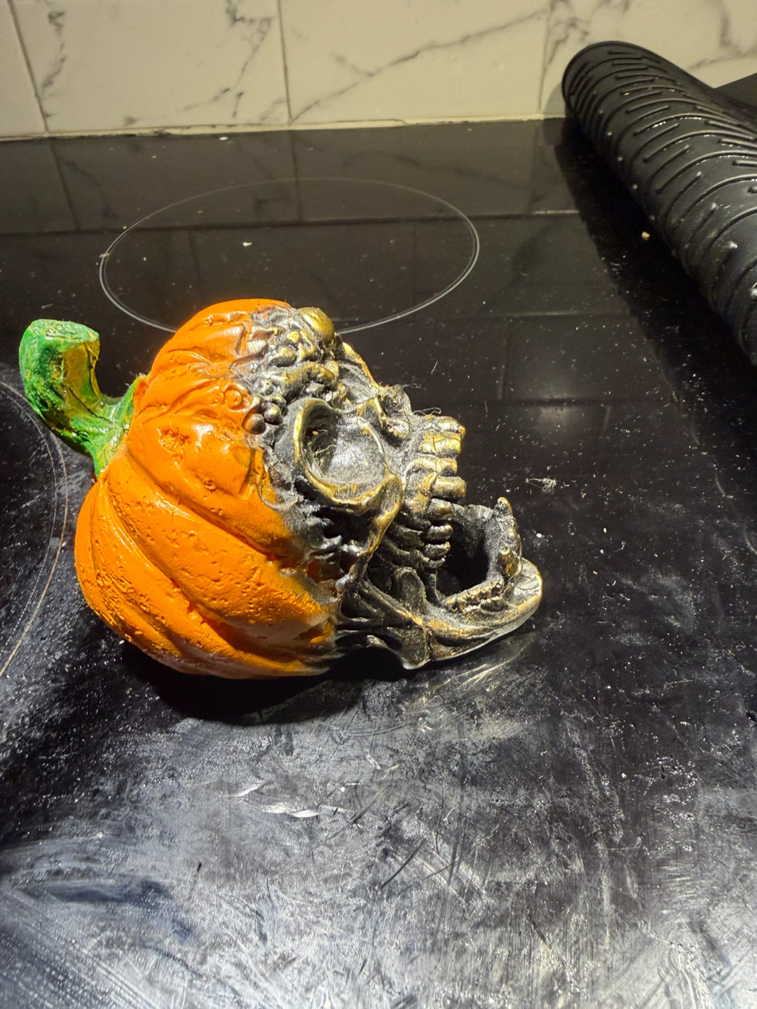 Halloween Skull Pumpkin Figurine - photo 2