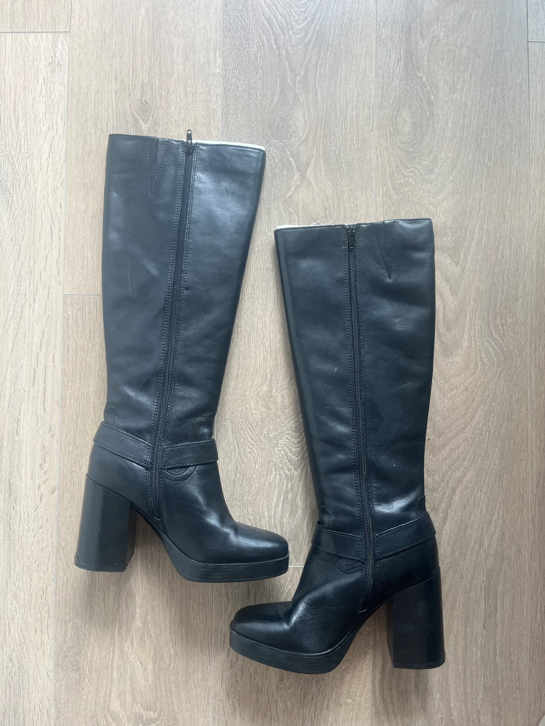 Black Leather Knee-High Boots with Buckle Detail