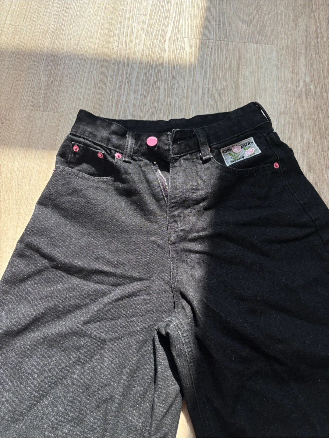 XXS - Cherry Black Baggy Jeans 🍒🖤 - photo 3