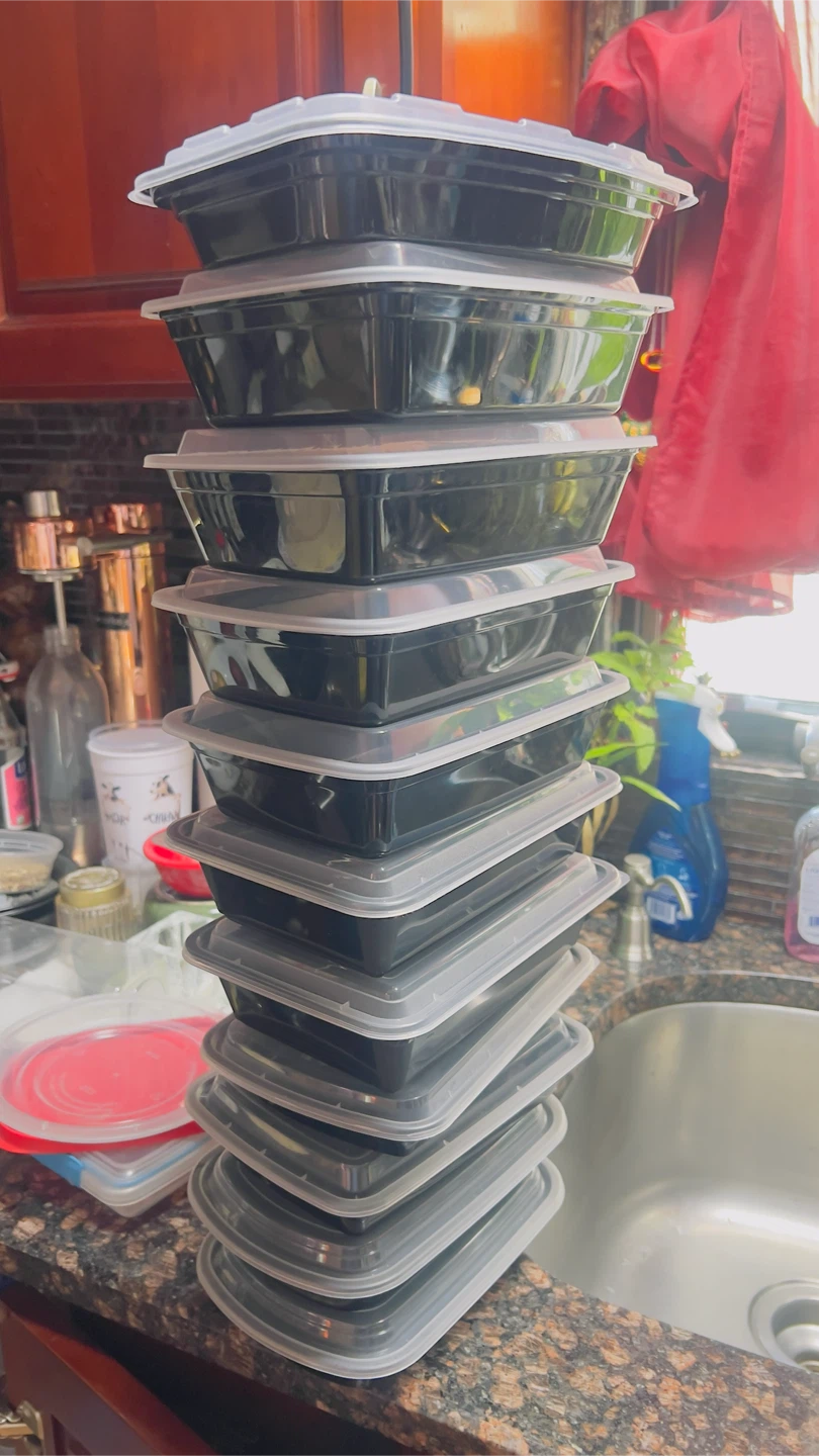 SmFREE FREE FREE Black Food Storage Containers with Lids