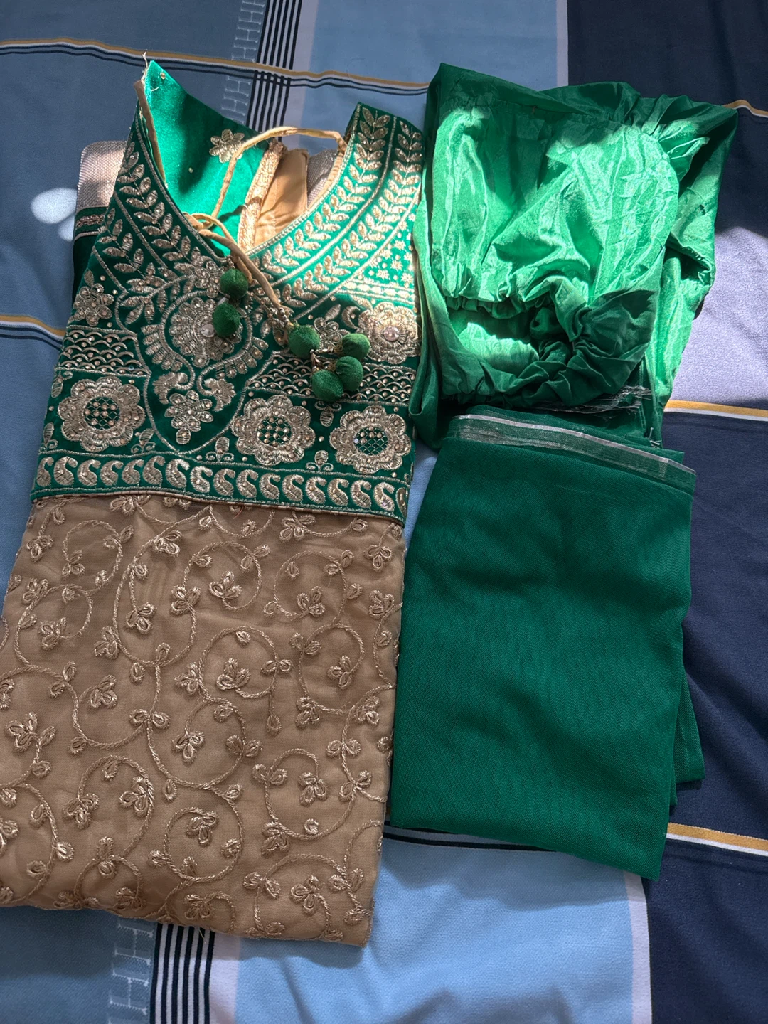 Embroidered Green and Gold Salwar Kameez
