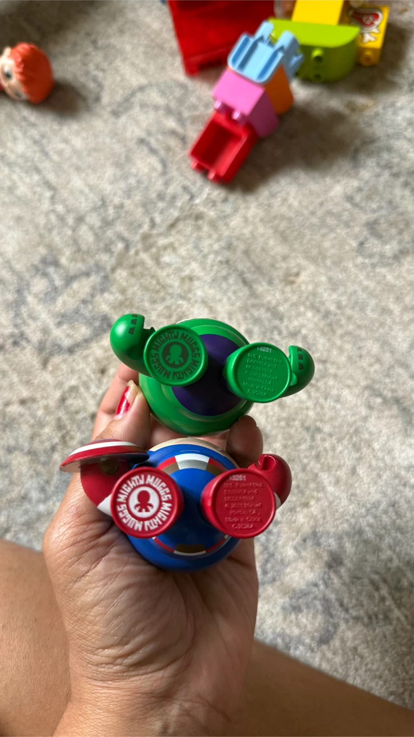 Mighty Minis Marvel Hulk & Captain America Figures - photo 3