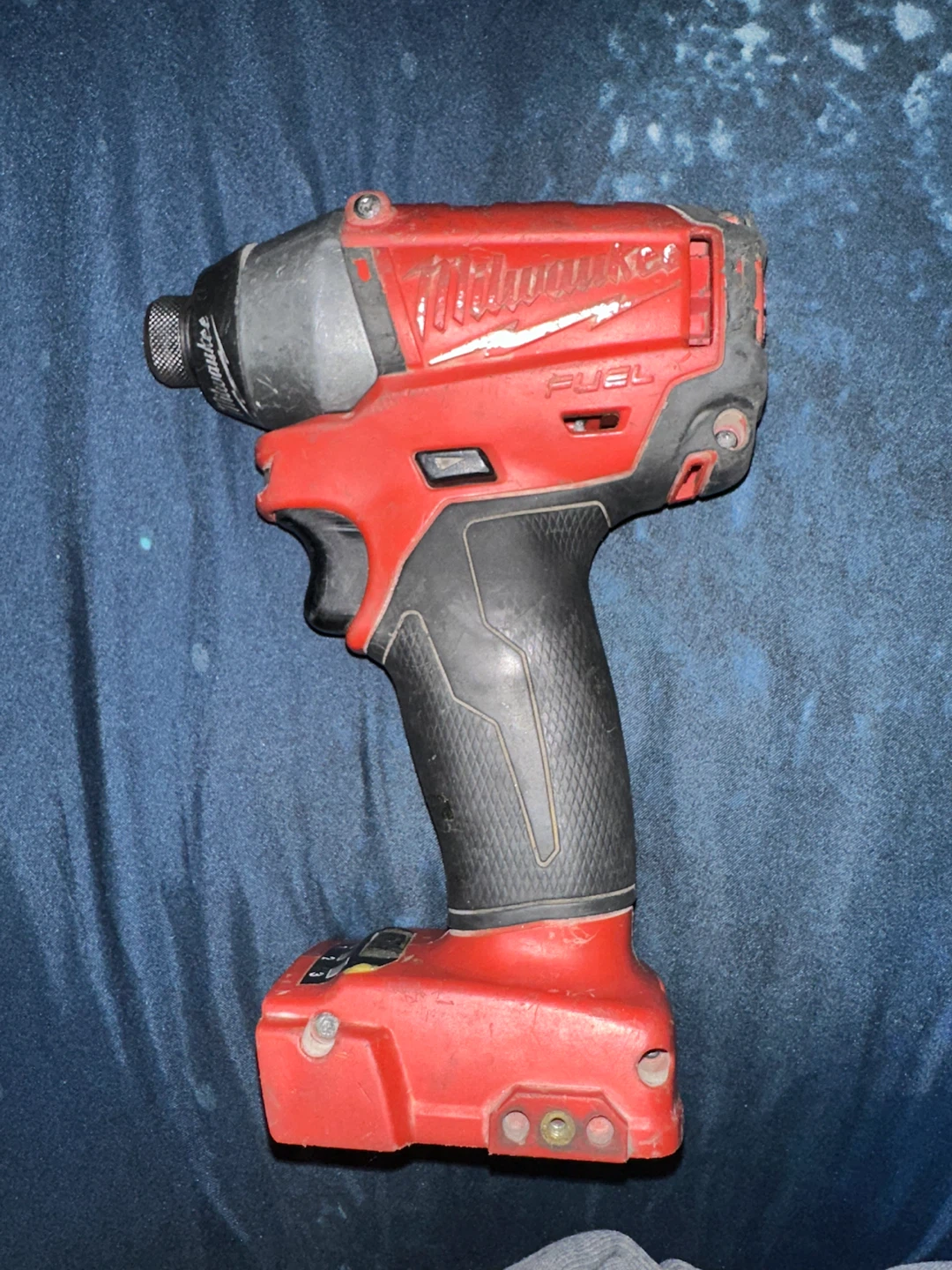 Milwaukee impact driver- tool only