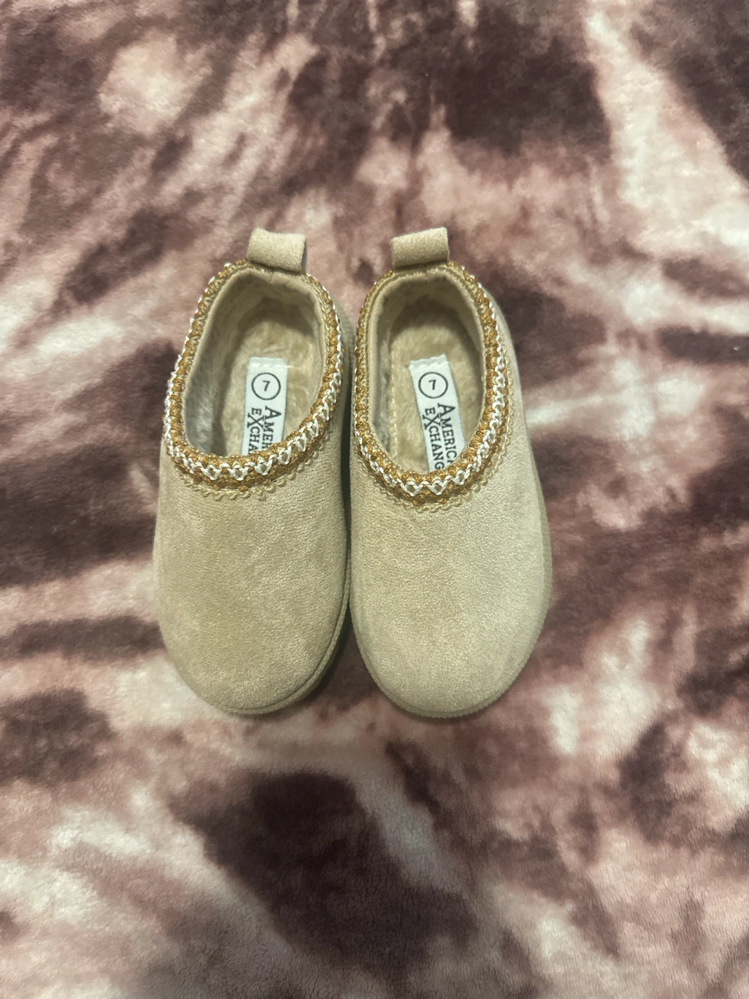 American Exchange Toddler Slippers Size 7