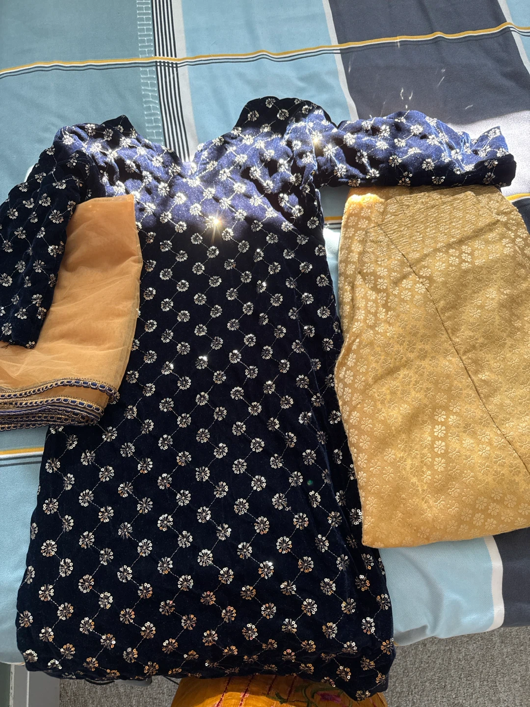 Embellished Navy Velvet Kurti Set with Golden Dupatta & Pants