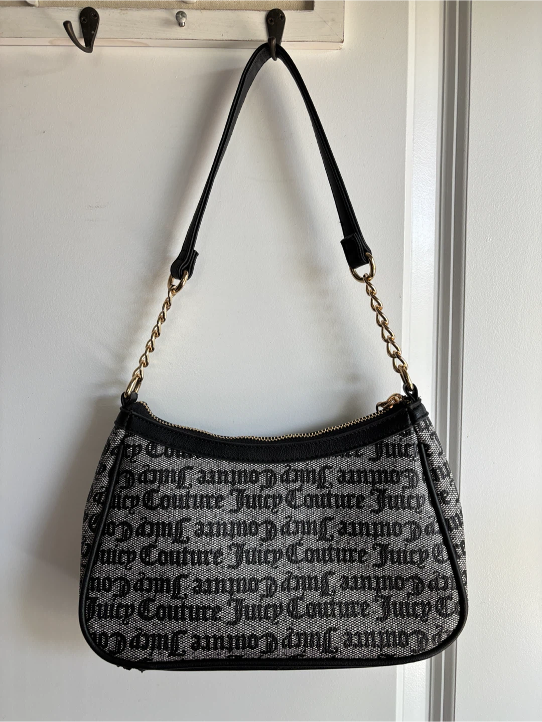 Juicy Couture Shoulder Bag - photo 2