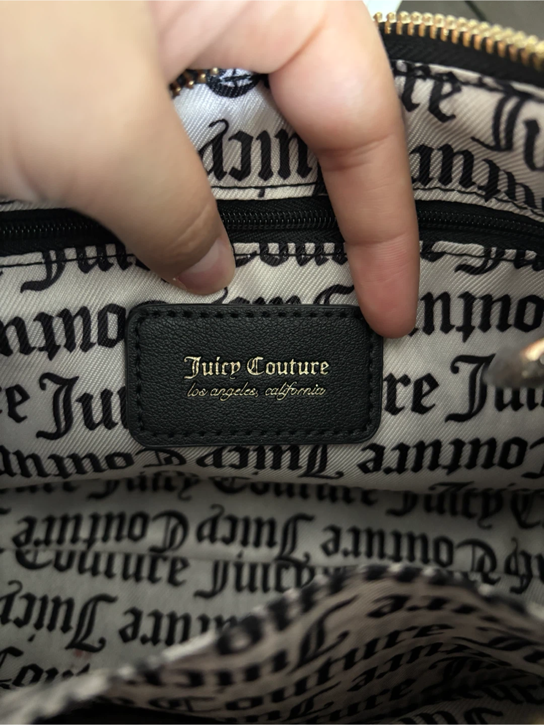 Juicy Couture Shoulder Bag - photo 3