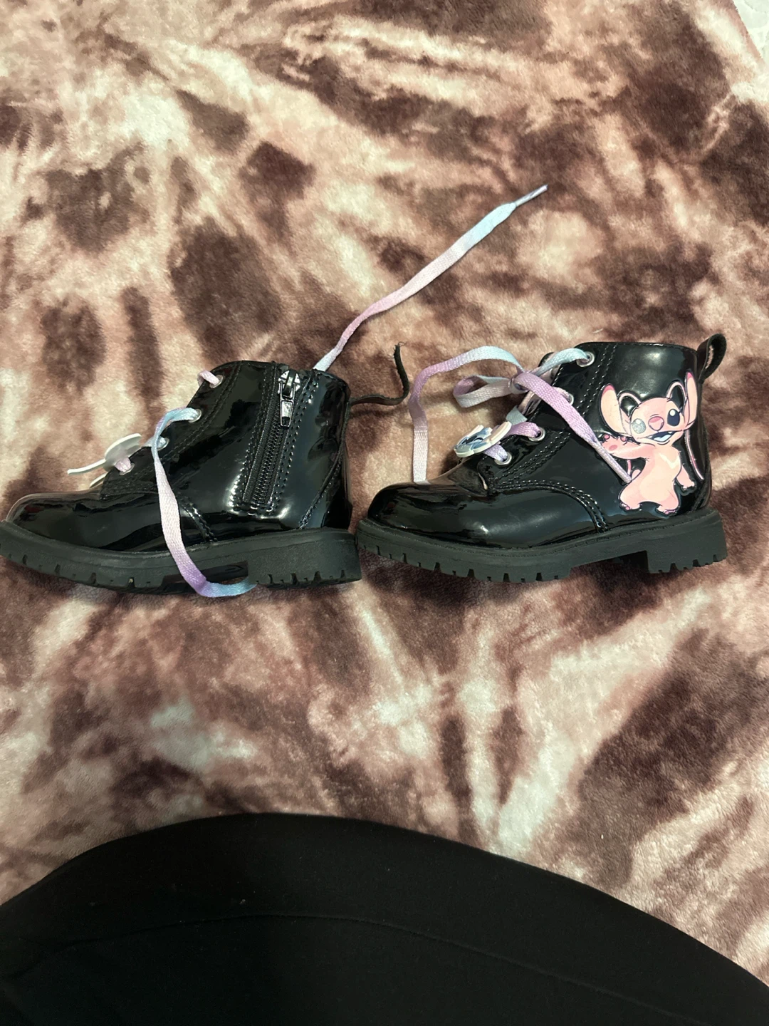 Kids' Black Stitch Boots Size 7 - photo 2
