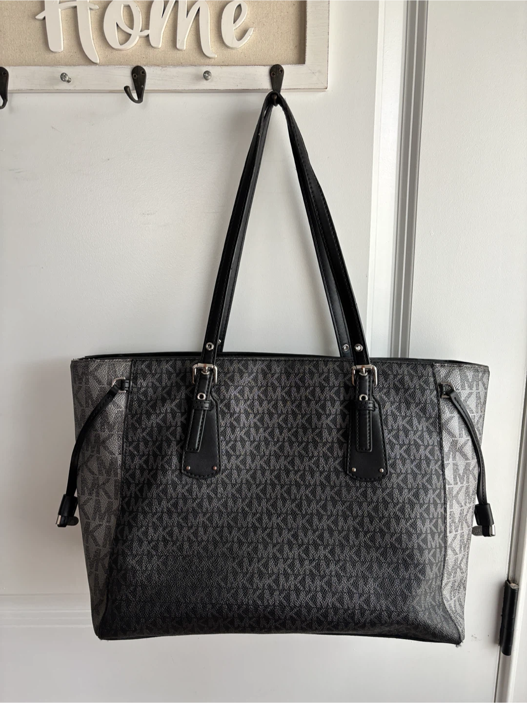 Michael Kors Tote Bag - MK Signature Print - photo 2