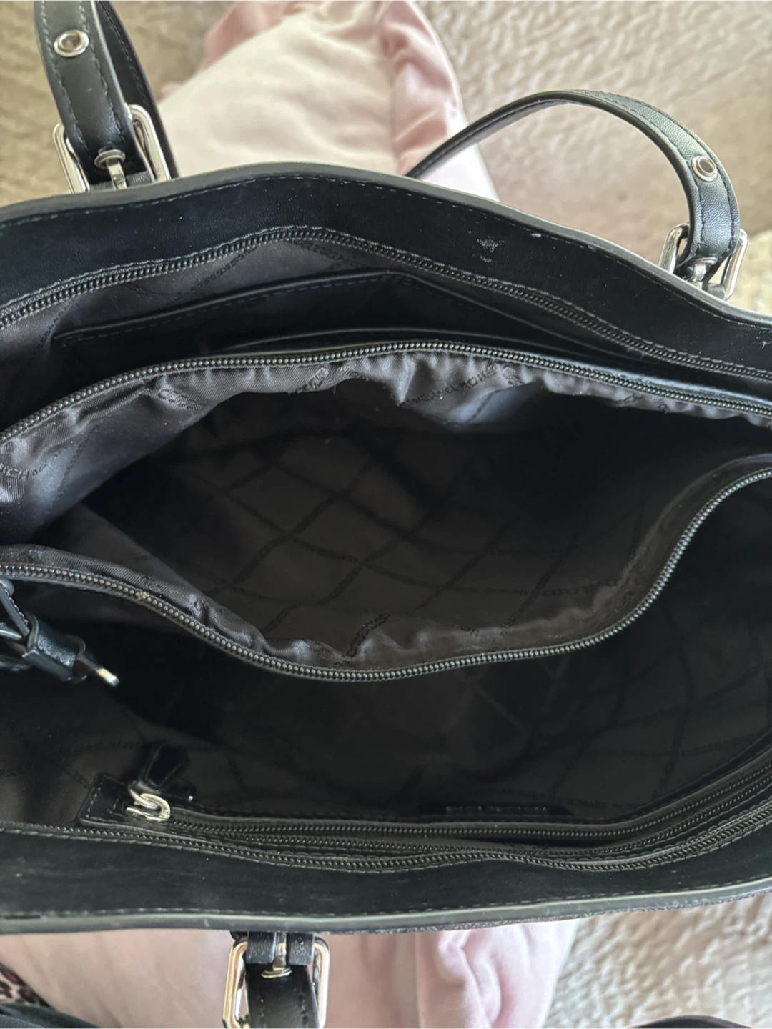 Michael Kors Tote Bag - MK Signature Print - photo 3