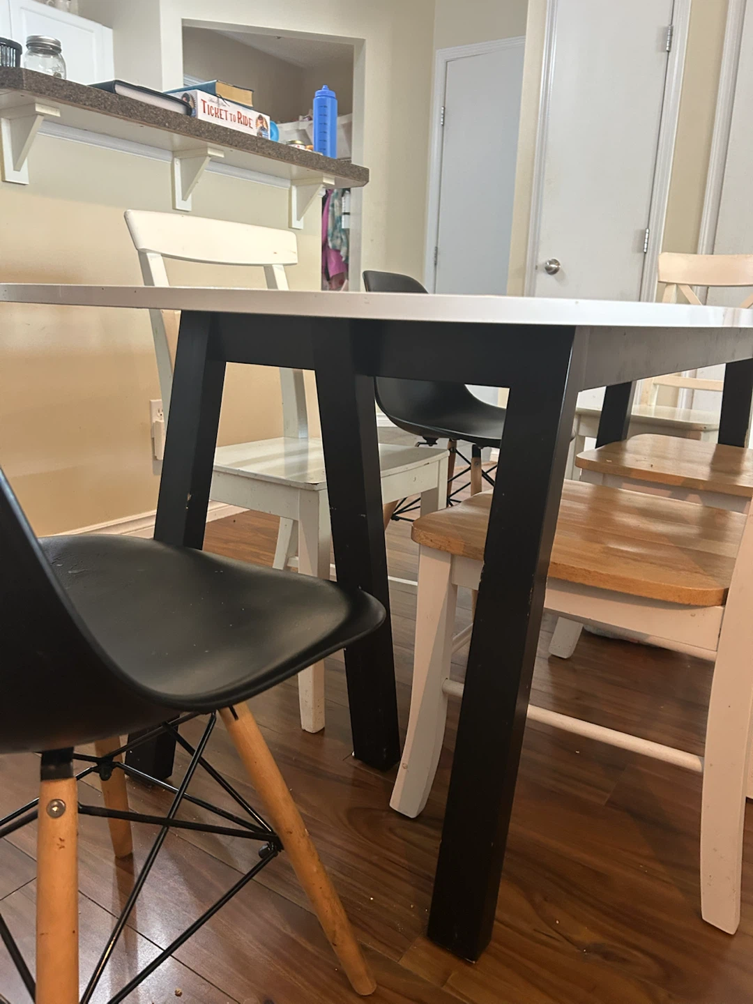 White Dining Table - photo 3