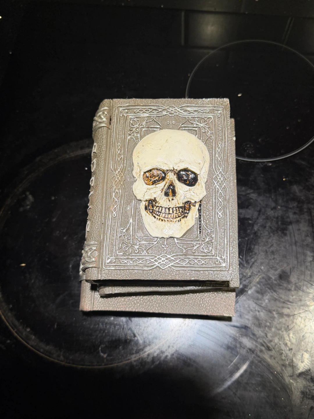 Ashland Halloween Tabletop Decor Skull Books - photo 2