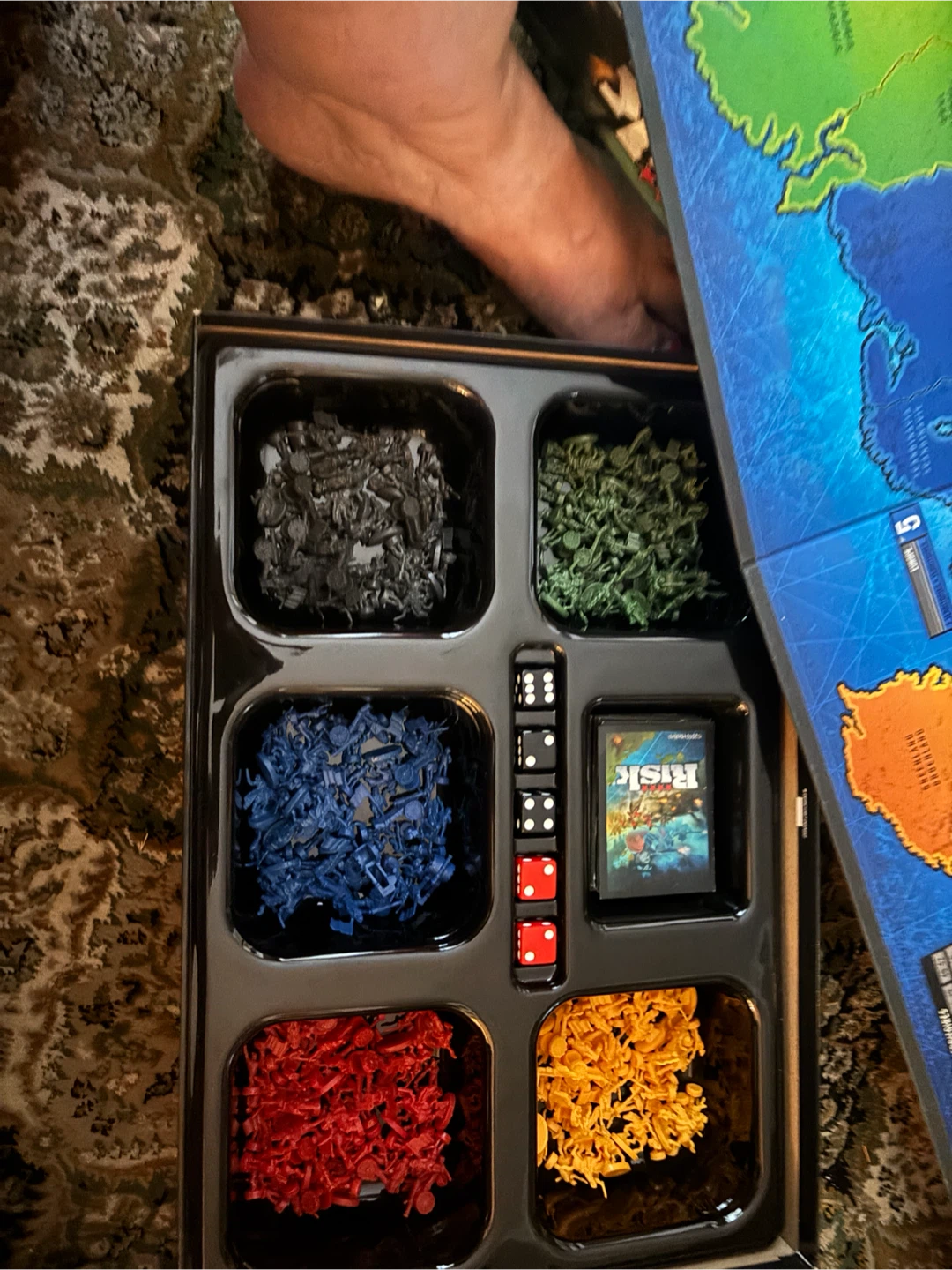 Risk The Game of Global Domination Board Game - photo 2
