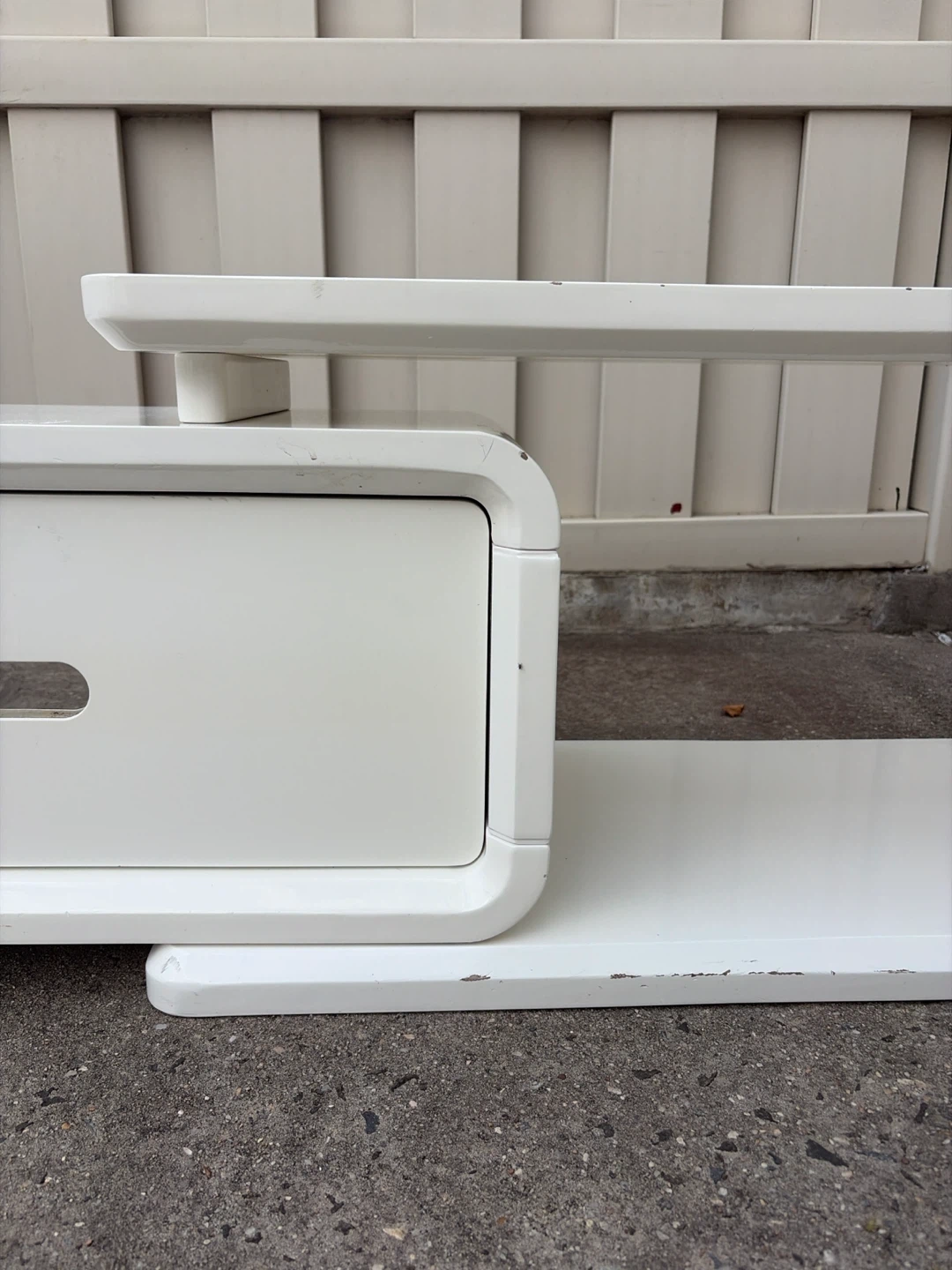 Modern White Extendable TV Stand. Gloss finish - photo 5