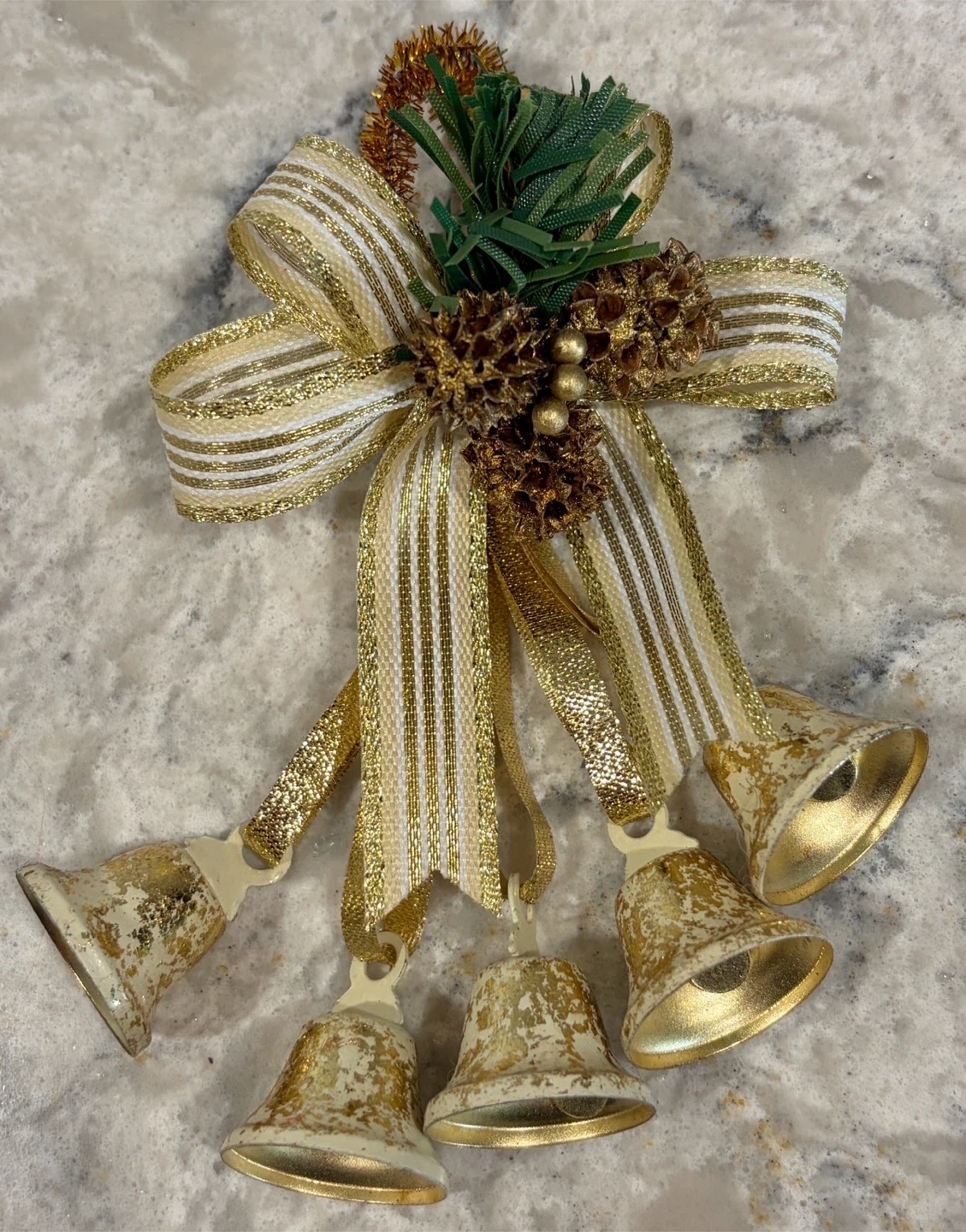 Christmas Bell Door Hanging Decoration – Gold & White Bow - photo 2