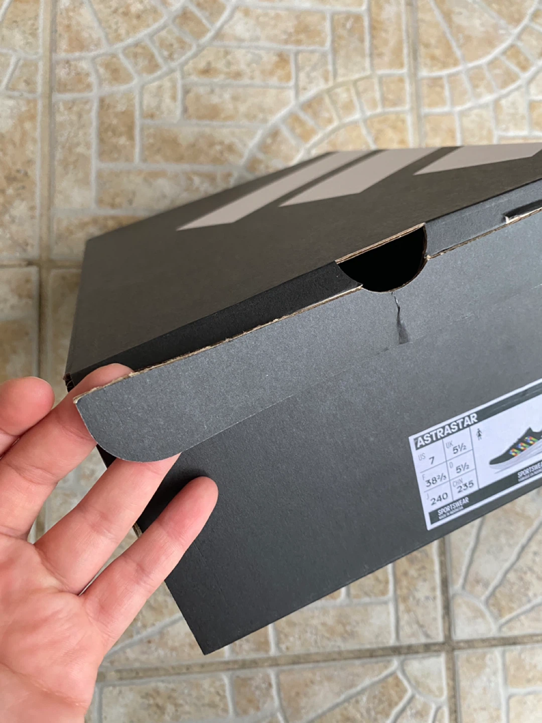 Adidas FIFA 2026 Volunteer Shoe - BOX ONLY - photo 2