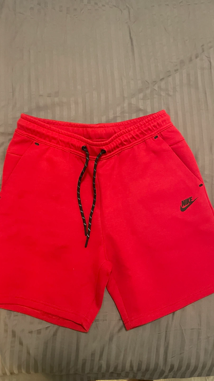 1:1 Nike red shorts