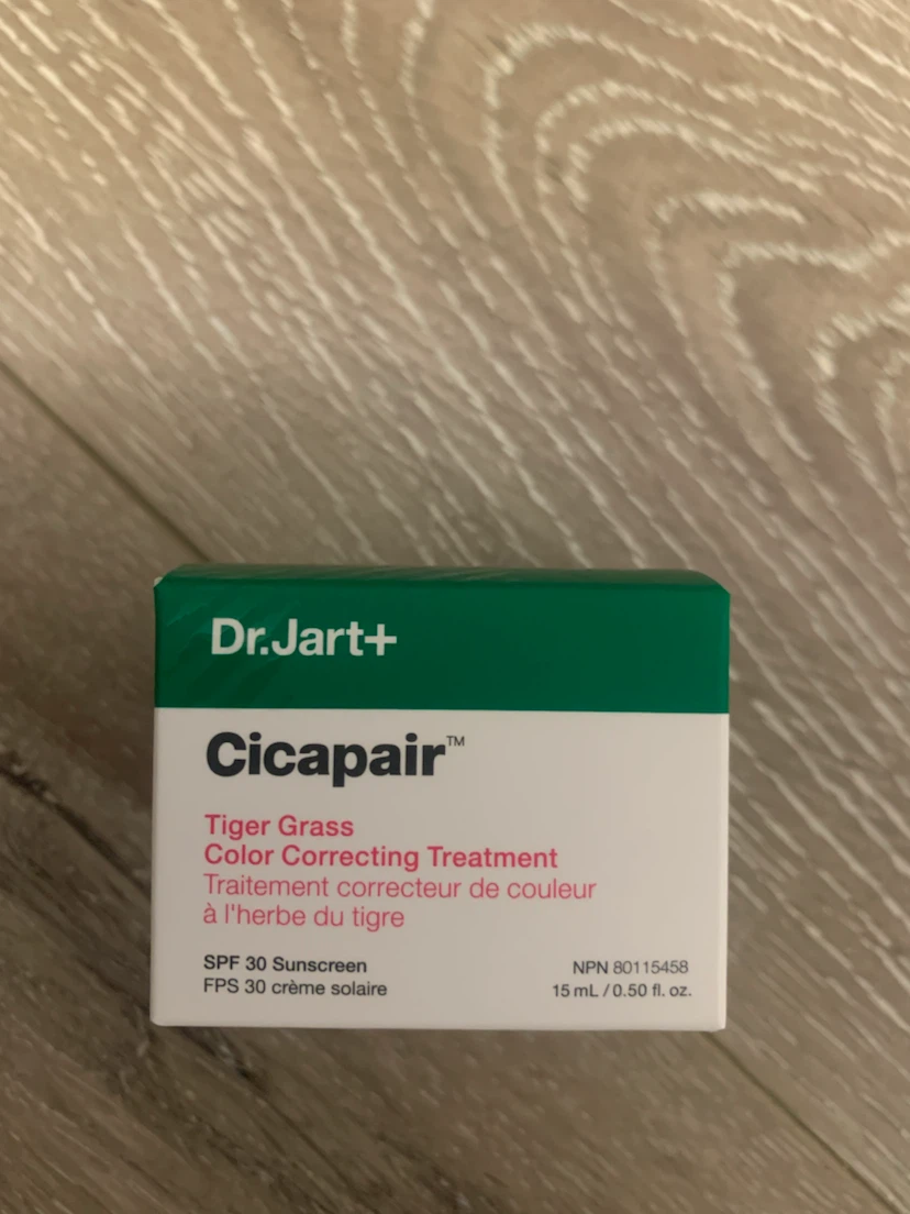 Dr. Jart+ Cicapair Tiger Grass Color Correcting Treatment SPF 30