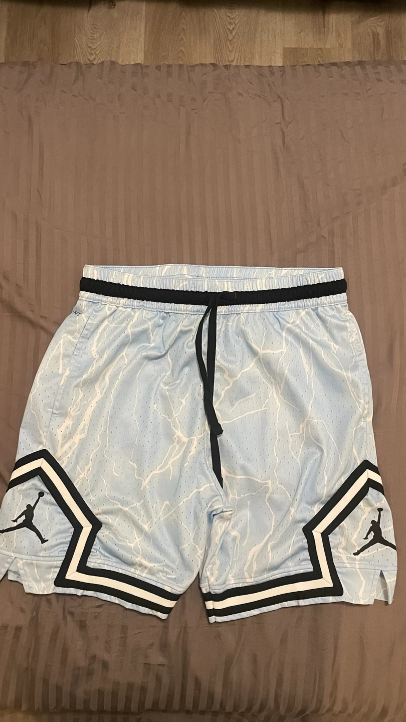 1:1 Jordan Basketball Shorts XL Light Blue Lightning