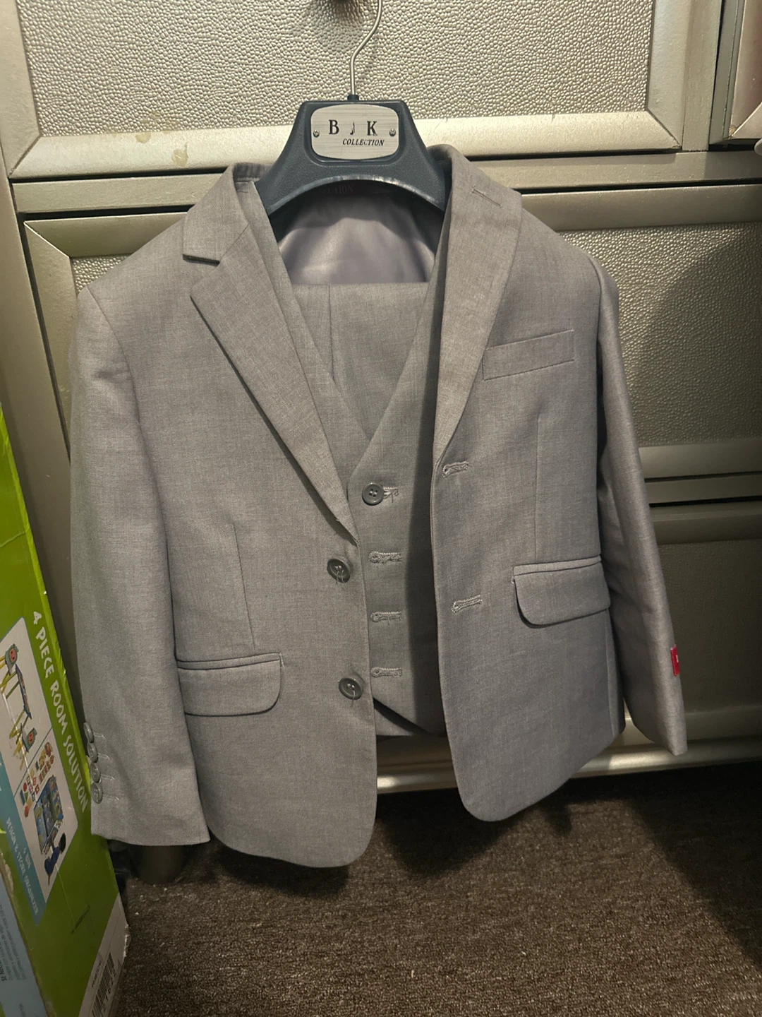BJK Collection Boys Grey Suit Vest and Pants Set size 4 - photo 2