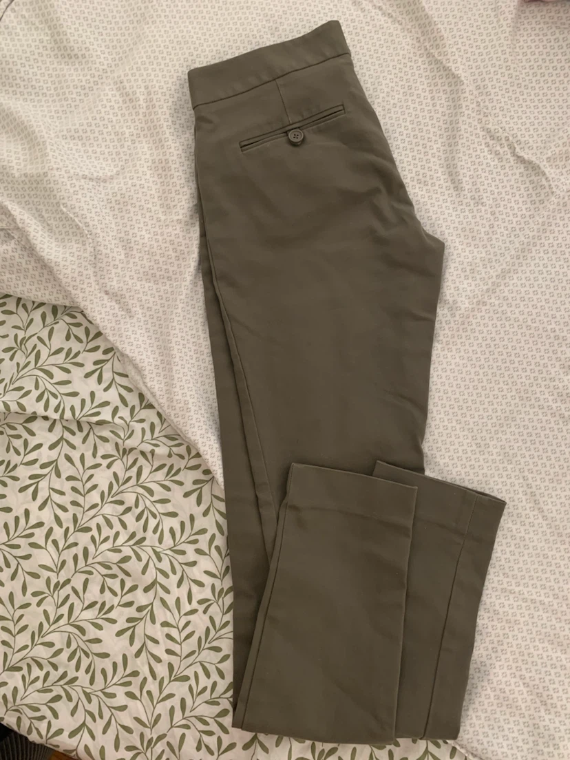 Club Monaco Olive Green Chino Pants Size 0 - photo 2