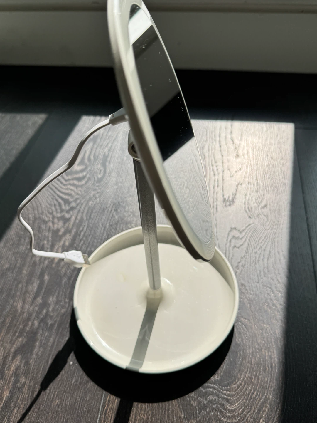 MINISO LED Makeup Mirror with USB Cable - photo 2