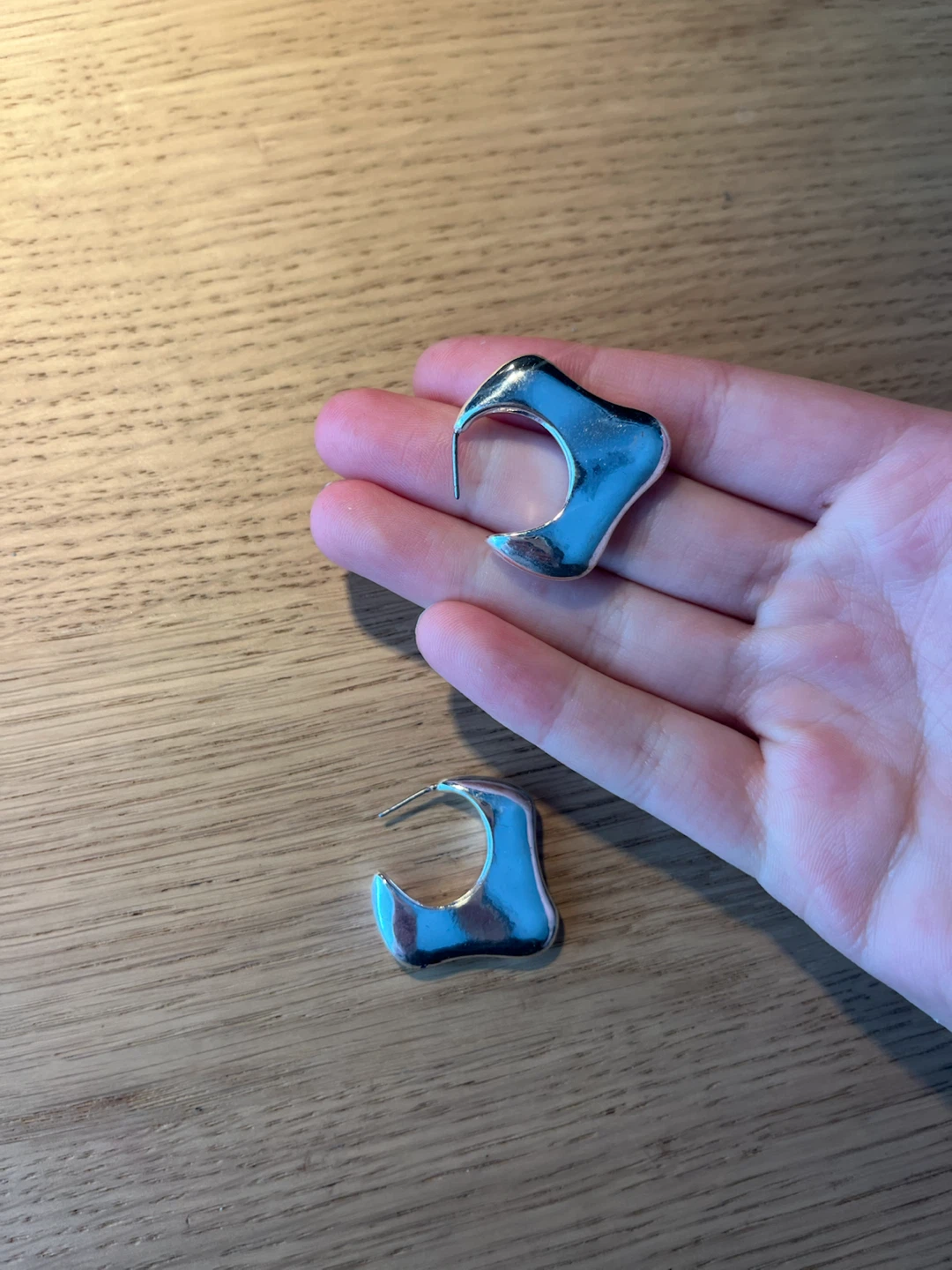 Modern silver earrings - photo 2