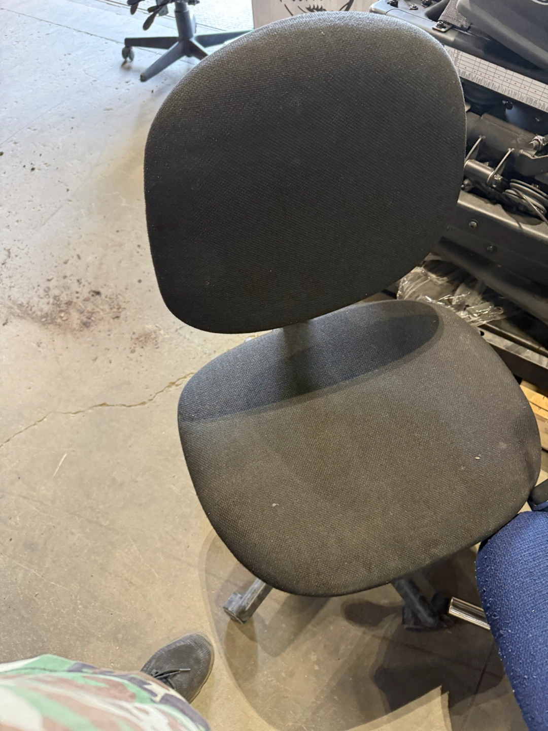 Free chairs - photo 5
