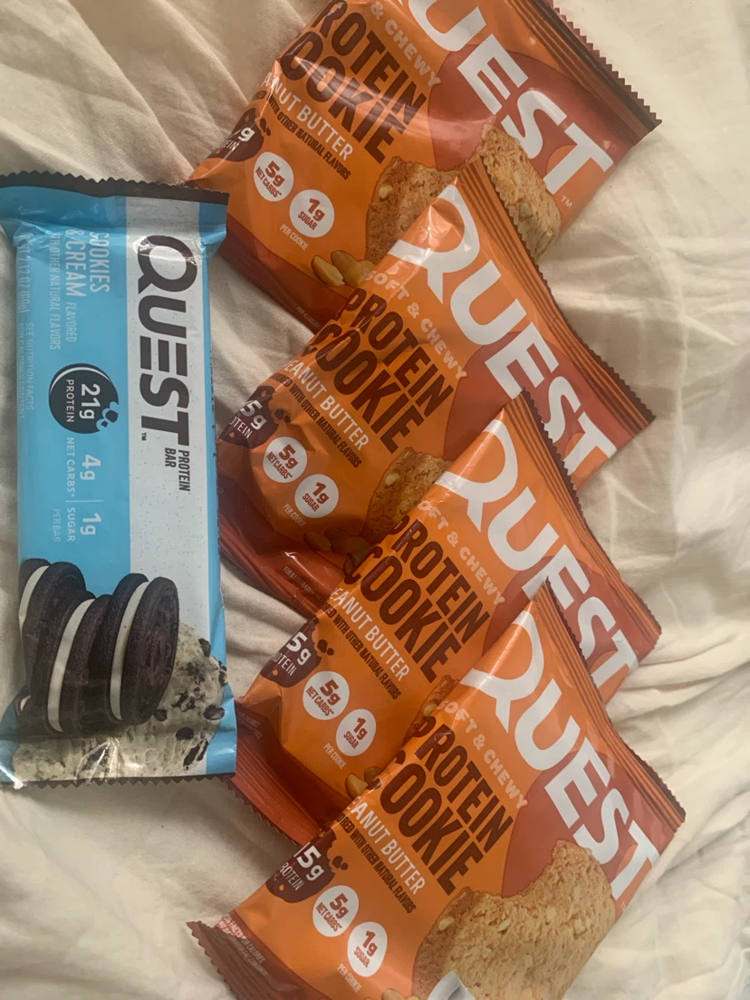 Quest Protein Bars & Cookies - Cookies & Cream & Peanut Butter