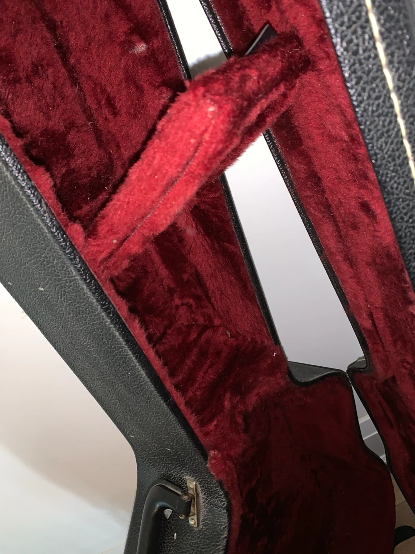 Black Hardshell Guitar Case with Red Velvet Interior - photo 5