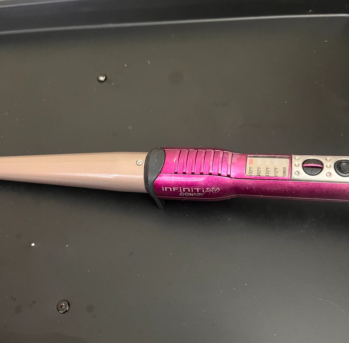 INFINITI PRO BY CONAIR 1 1/4" Tapered Curling Wand - photo 3