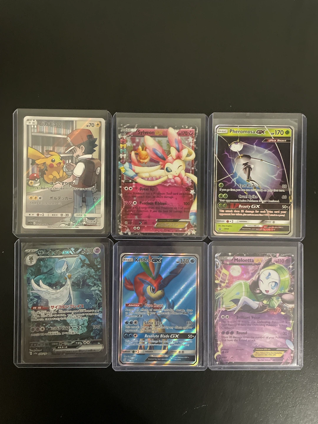 Assorted lot of pokemon cards